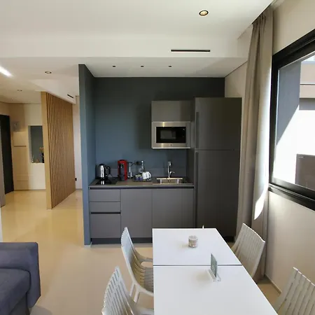Ollen Aparthotel 4*