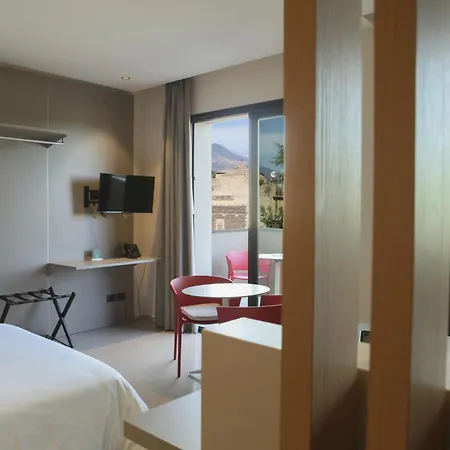 Ollen Aparthotel Catania
